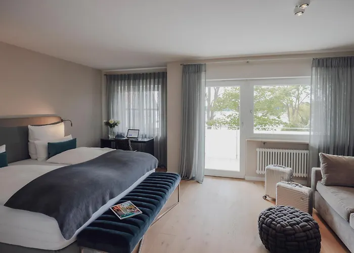 Caraleon מלון 4*